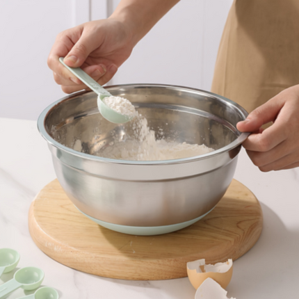 Conjunto de 6 Recipientes de Acero Inoxidable con Tapas de Silicona Multifuncionales